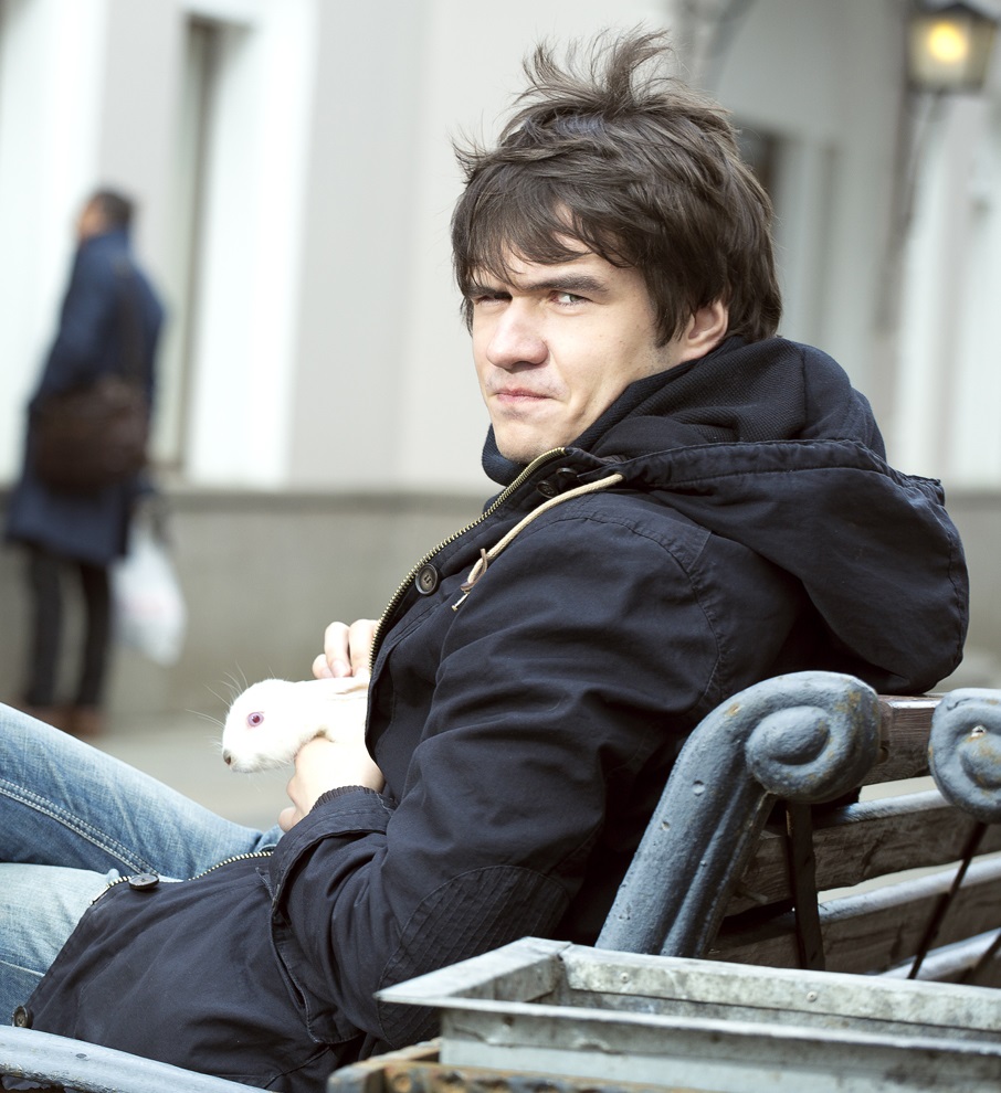 BadComedian прокомментировал закон об ограничении иностранного контента на телевидении - изображение обложка