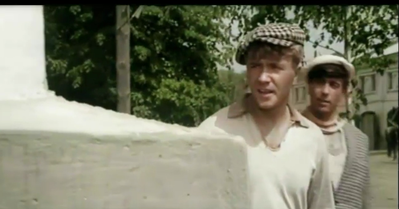 Энтузиаст колоризировал фрагмент советского фильма «Золотой теленок» с помощью нейросети - изображение обложка
