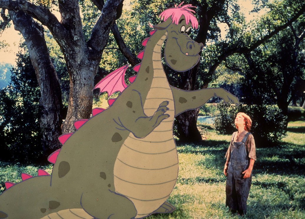 Невидимый дракон преследует ребенка в трейлере диснеевского хоррора - изображение обложка