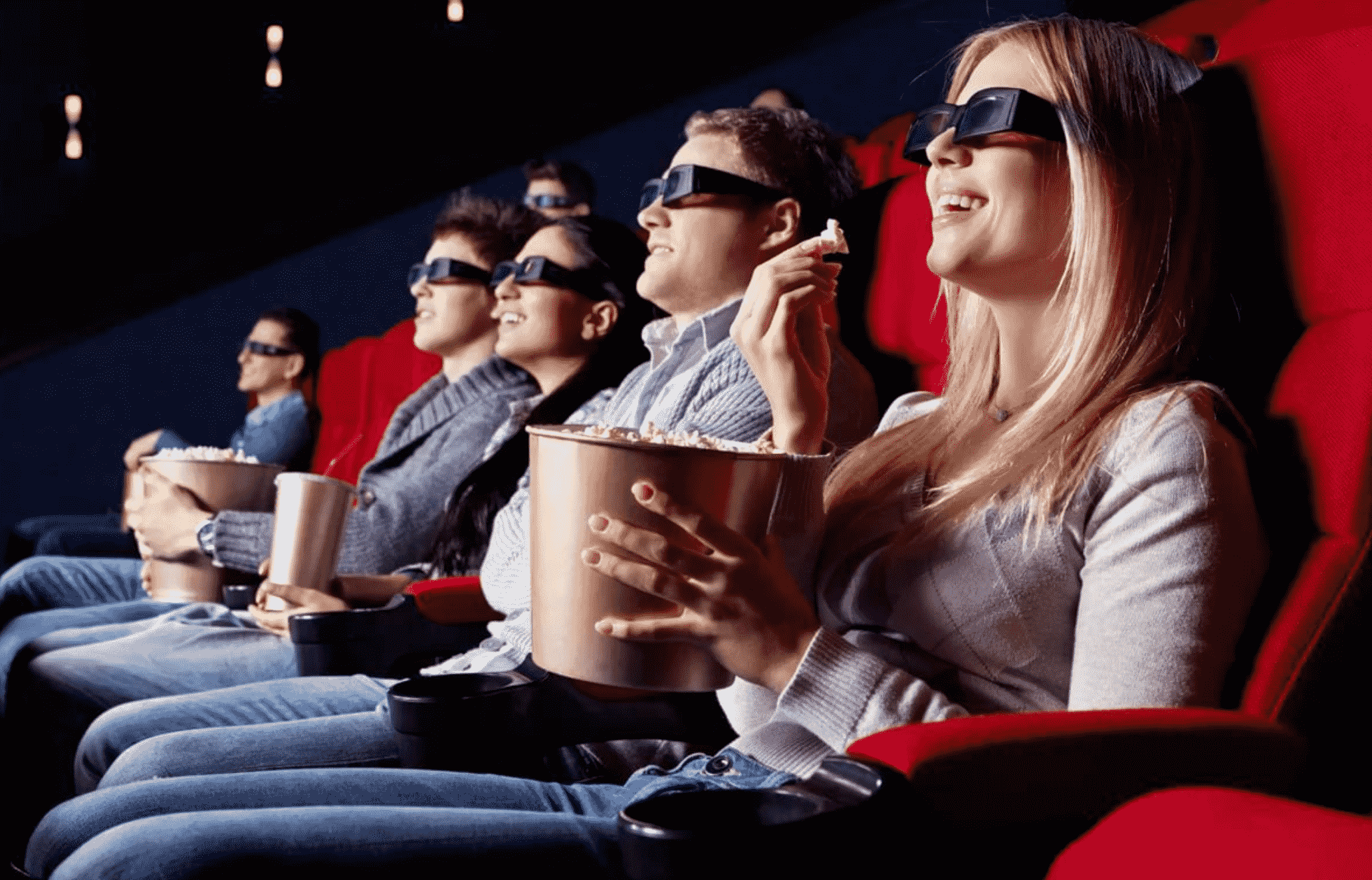 Из-за коронавируса закрываются ​кинотеатры по всей России - изображение обложка