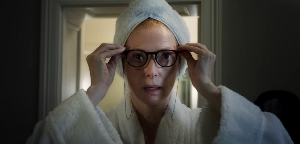 Обложка: Тильда Суинтон в трейлере «Три тысячи лет желаний»