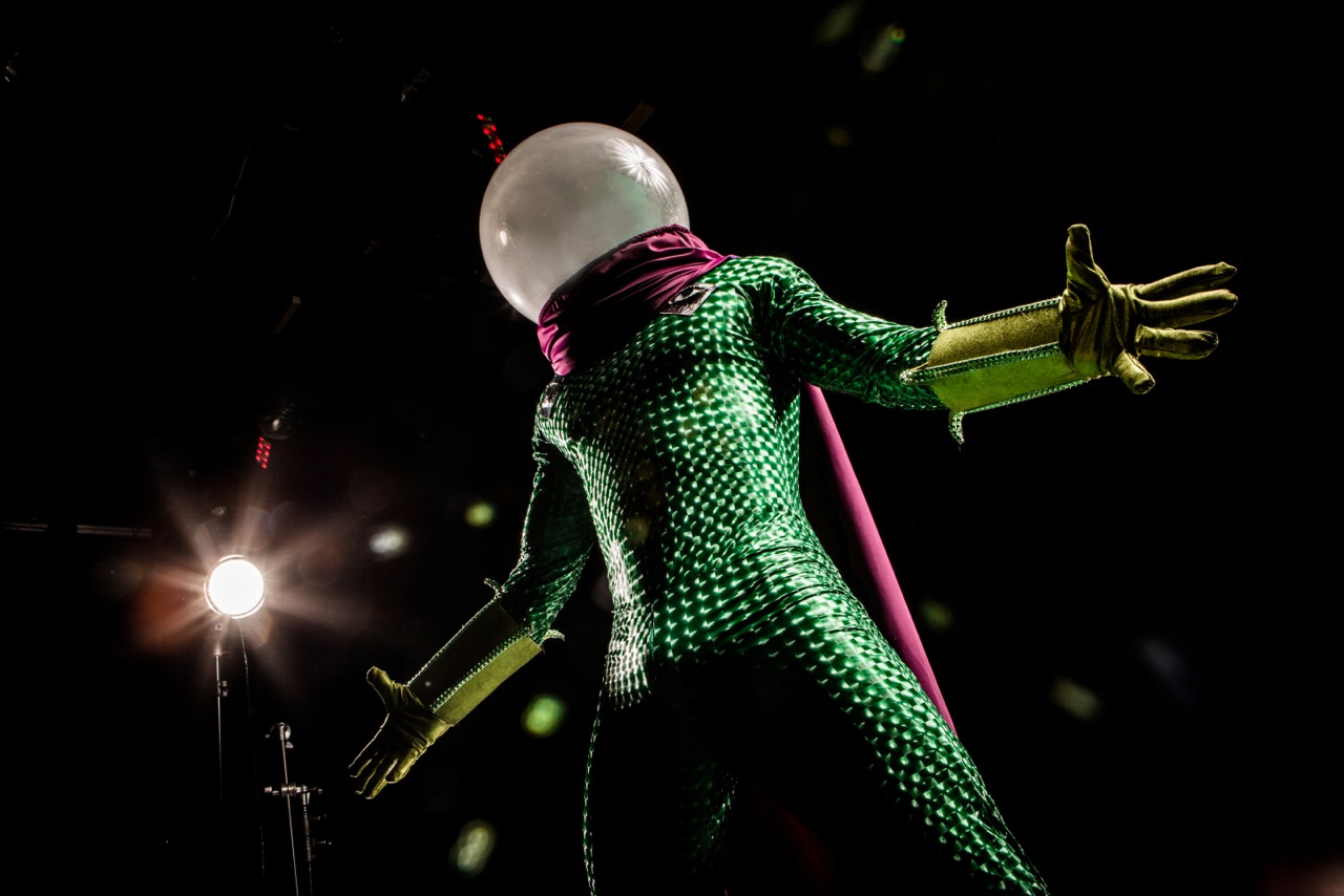 10 пунктов, по которым супергеройские порнопародии обходят оригинал - изображение обложка