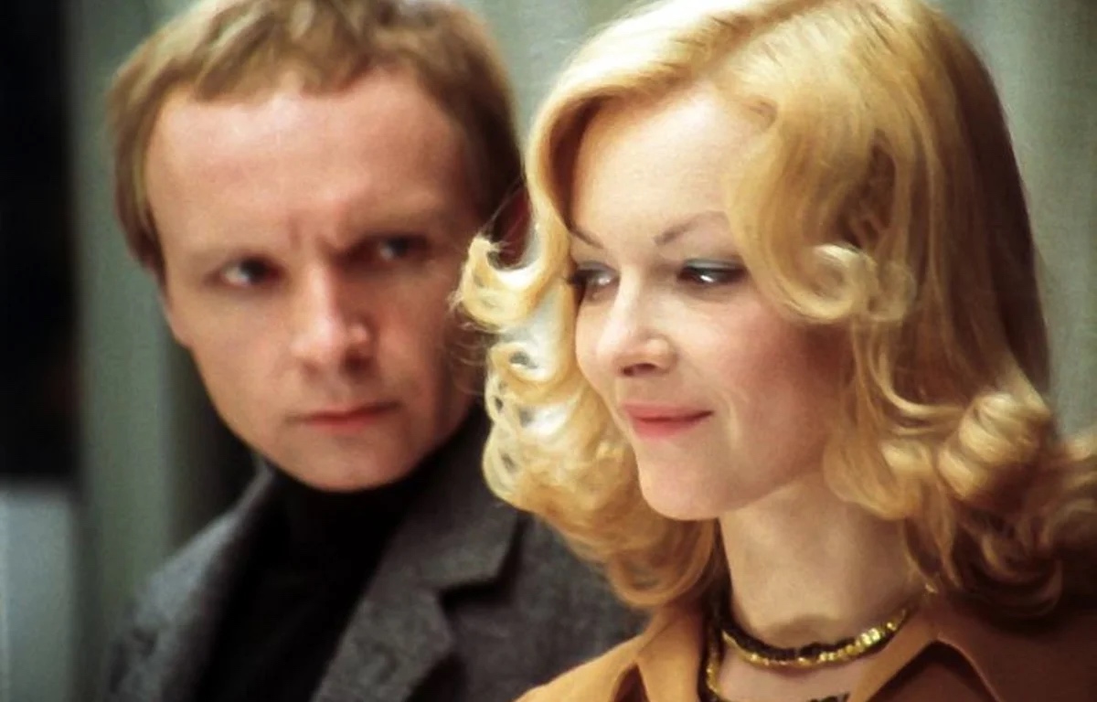 «Россия 1» покажет «Иронию судьбы» вместо «Первого канала» - изображение обложка