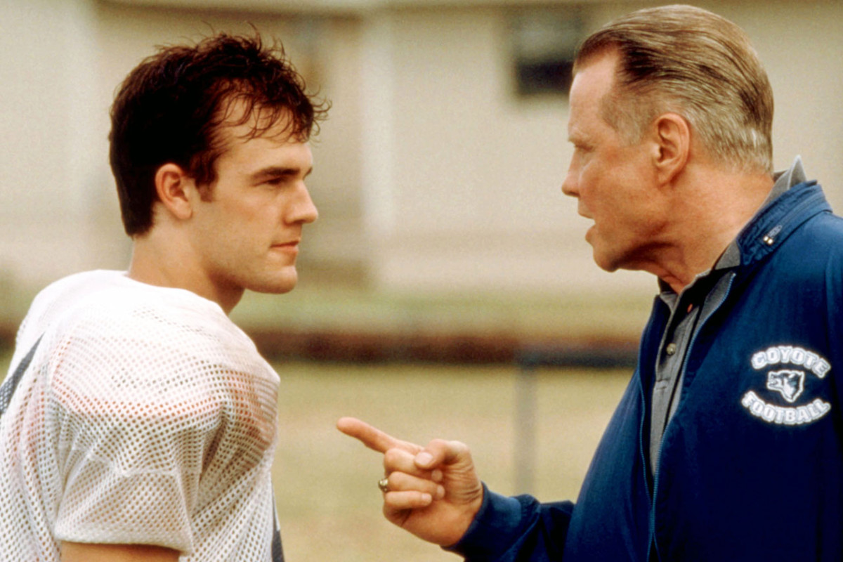 Netflix показал тизер документального фильма «Операция Варсити Блюз: университетский скандал в США» - изображение обложка