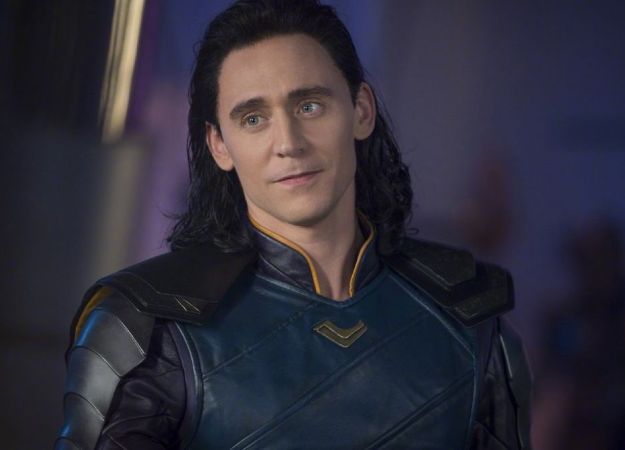 Теория: Локи специально позволил себя убить в «Войне Бесконечности», чтобы вернуться в «Финале» - изображение обложка