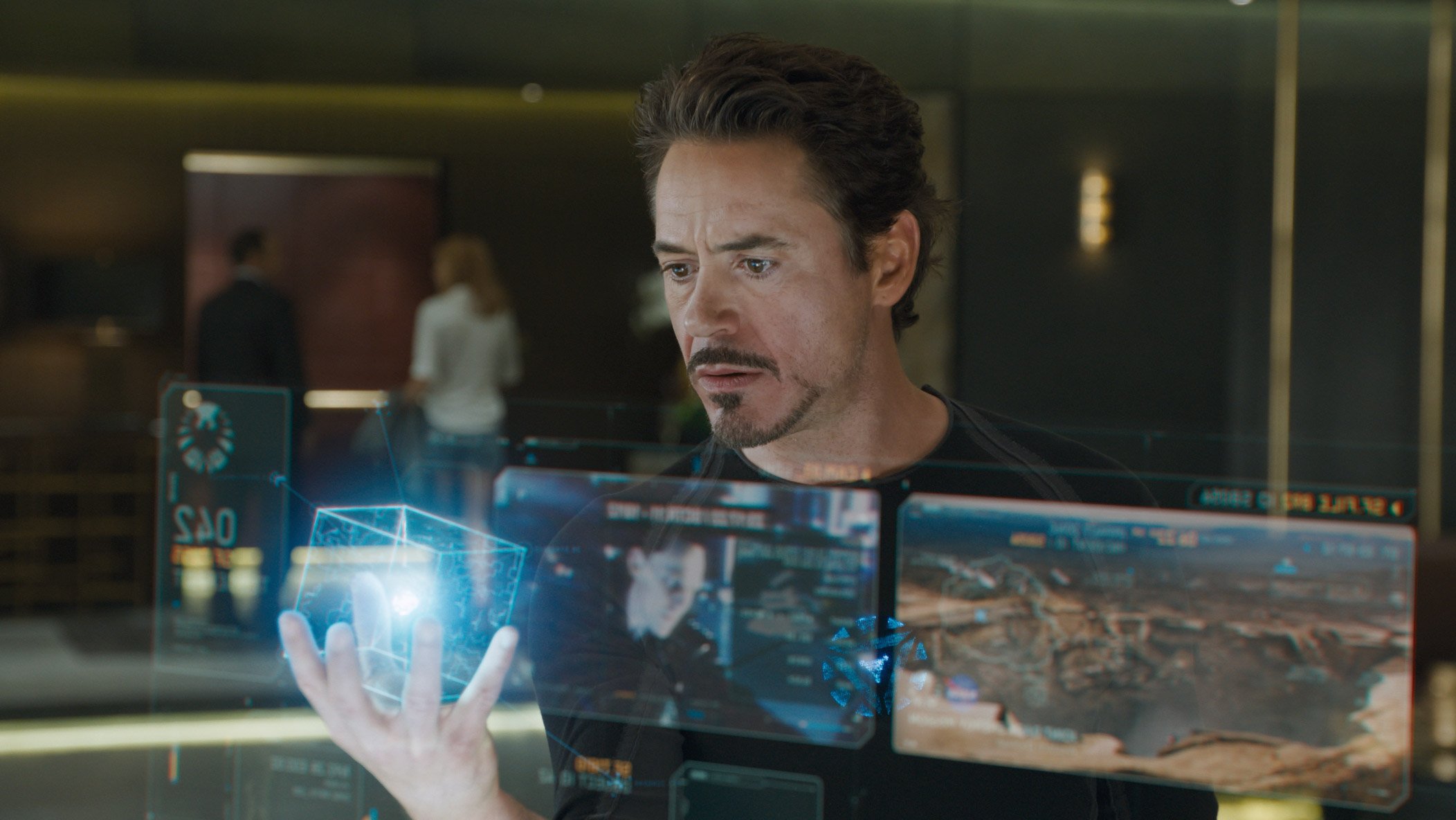 Хакеры взломали Twitter Marvel и Netflix, жертвы — супергерои - изображение обложка