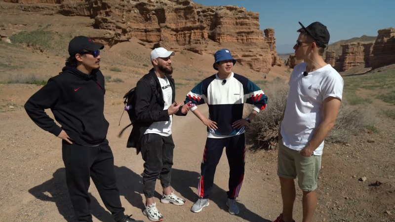 Новыми гостями Юрия Дудя стала казахстанская группа «Ирина Кайратовна» - изображение обложка