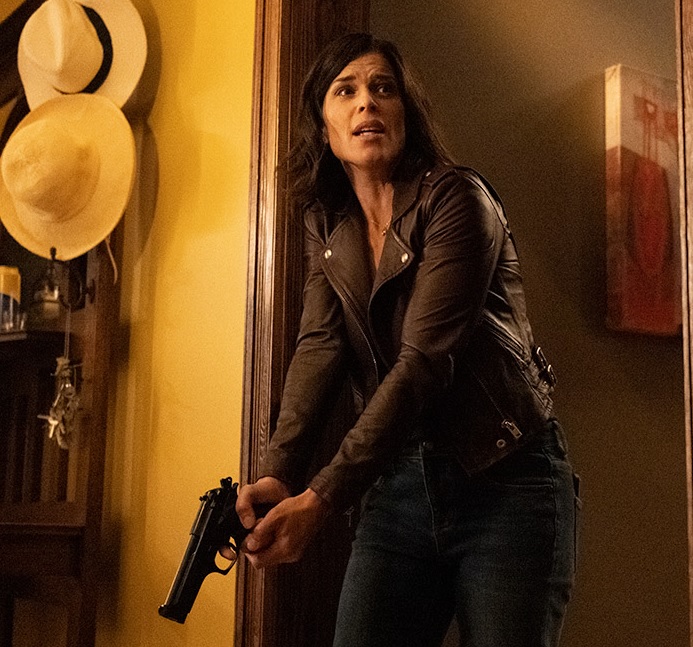 Появилось видео с персональными постерами пятой части слэшера «Крик» - изображение обложка