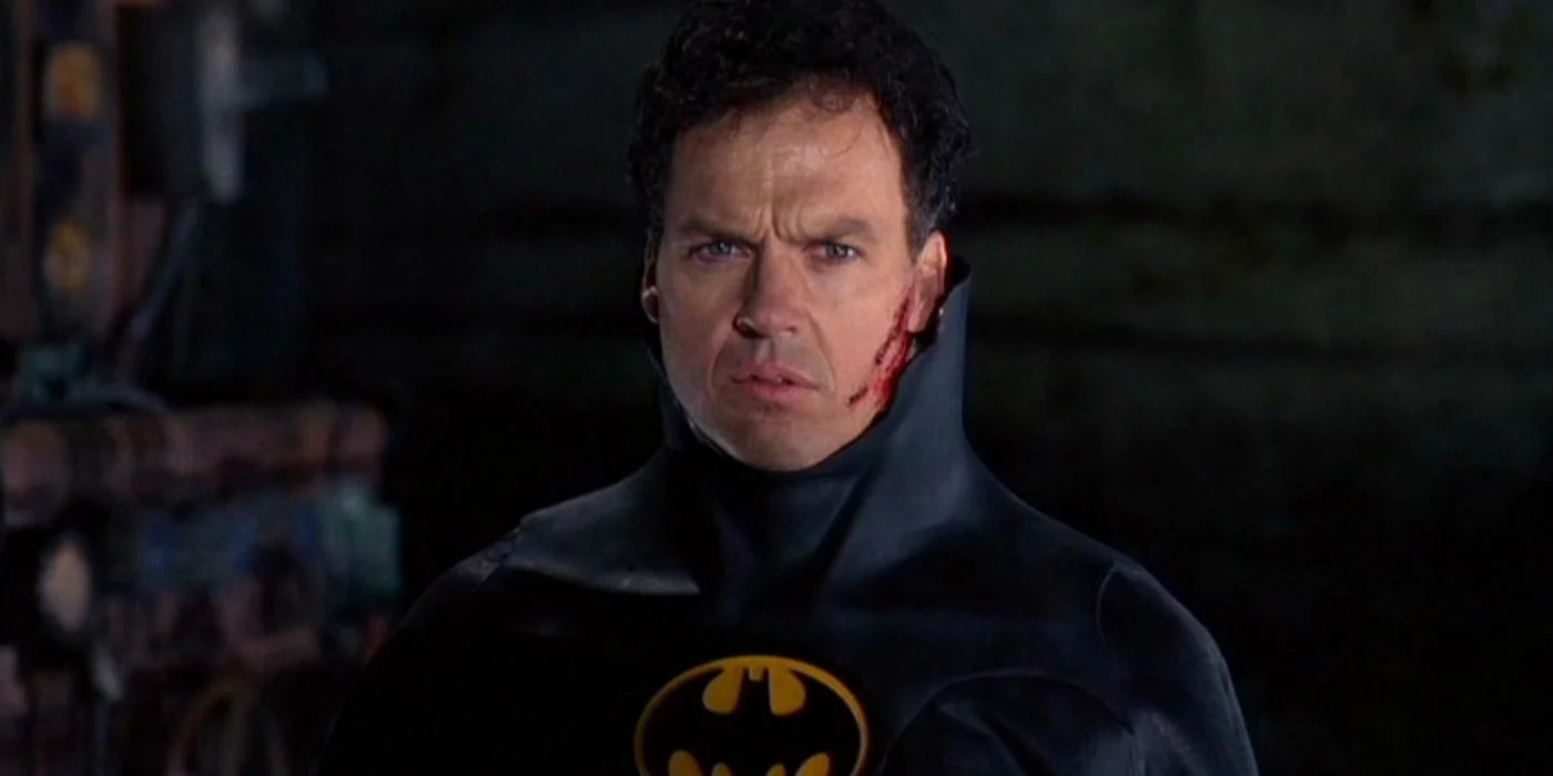Слух: Майкл Китон заменит Бена Аффлека в роли «главного» Бэтмена DCEU - изображение обложка