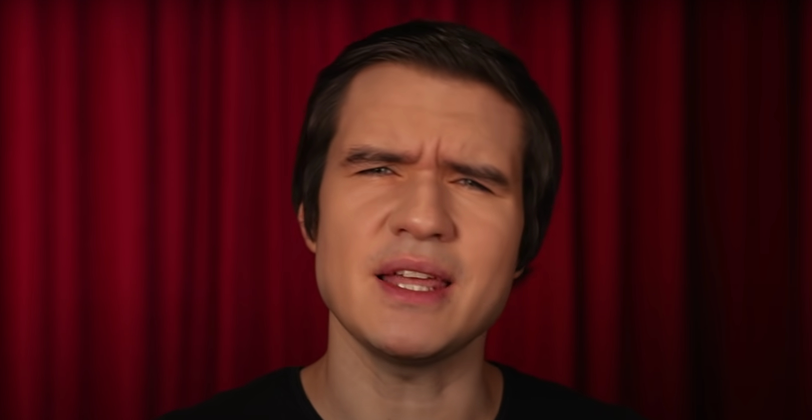 Обложка: скриншот «Канобу»/YouTube-канал BadComedian