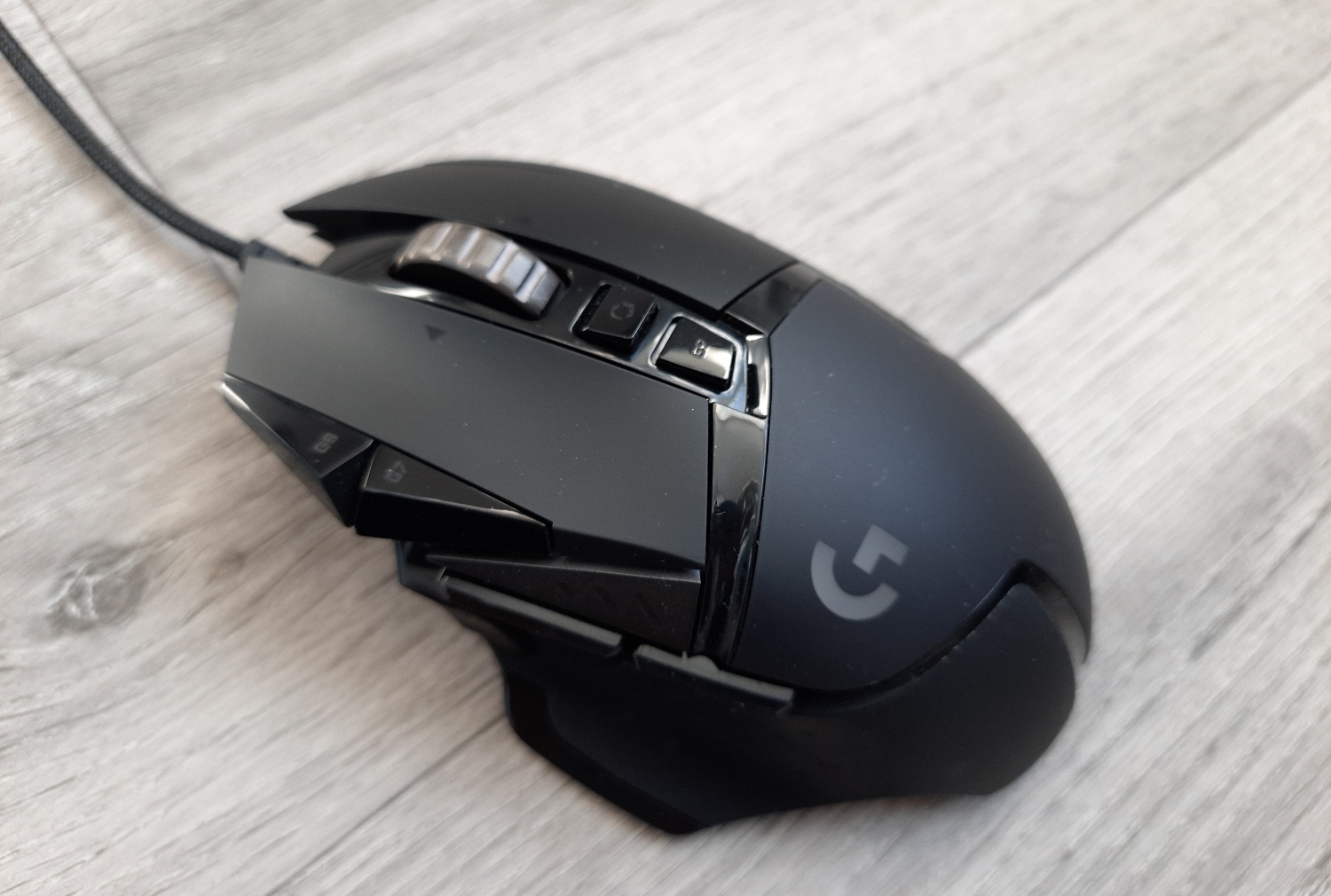 Обзор игровой мыши Logitech G502 Hero — гостья из будущего