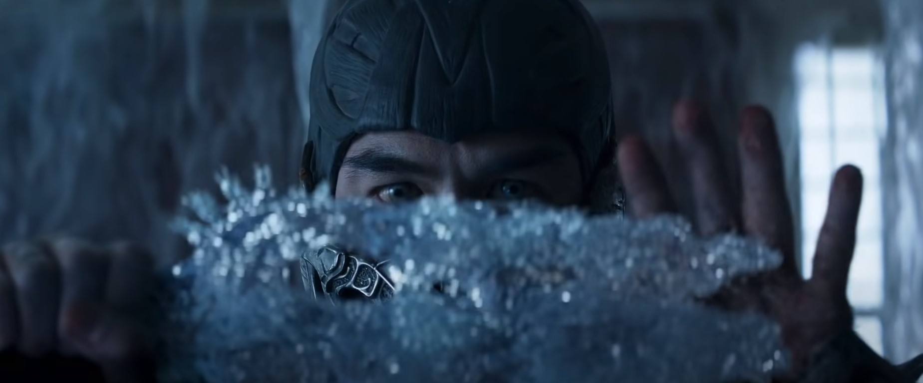 «Мортал Комбат» возглавил российский кинопрокат за первый уикенд - изображение обложка