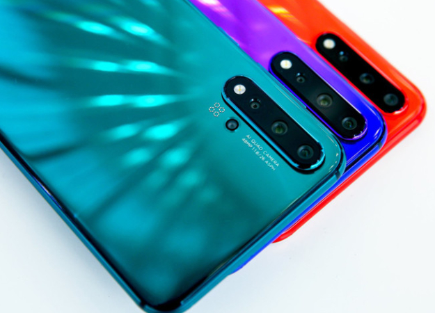 Huawei представила Nova 5, Nova 5 Pro и Nova 5i: трио пятикамерных новинок - изображение обложка