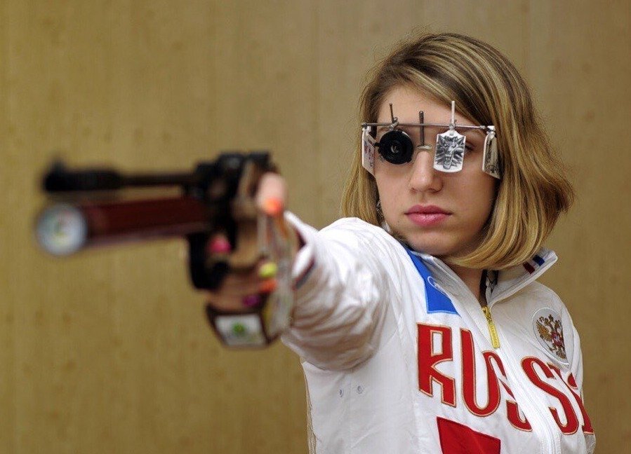 Призерка Олимпиады-2016 по стрельбе – большая фанатка «Ведьмака» - изображение обложка