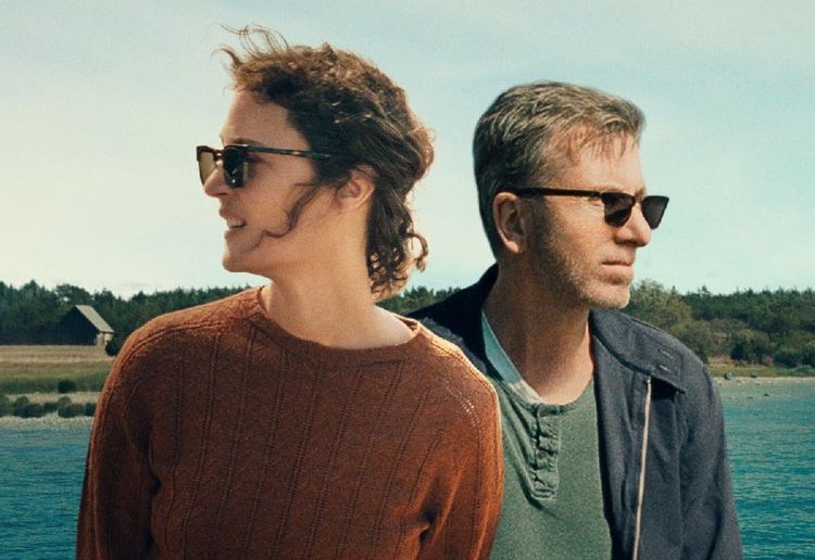 Появился первый трейлер «Острова Бергмана» с Тимом Ротом и Мией Васиковской - изображение обложка