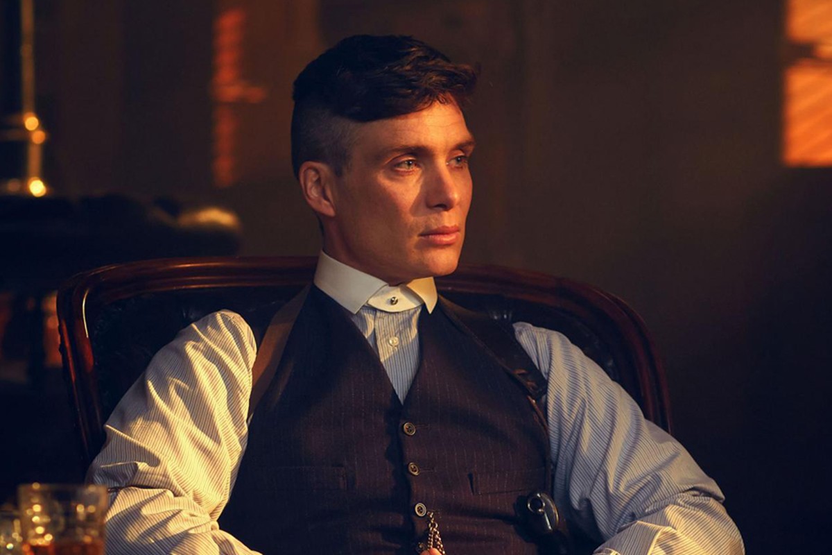 Обложка: кадр из сериала «Острые козырьки»