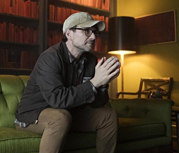 Суть. Рецензия на 7 серию 3 сезона «Мистера Робота» - изображение обложка