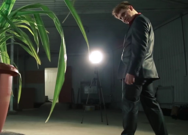 Посмотрите уморительную пародию на  Хованского и его дисс на Моргенштерна! В роли последнего — фикус - изображение обложка