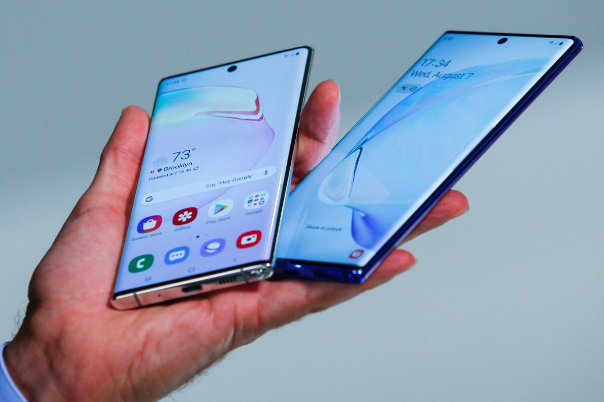 В России начались продажи флагманов Samsung Galaxy Note 10 и Note 10+ - изображение обложка