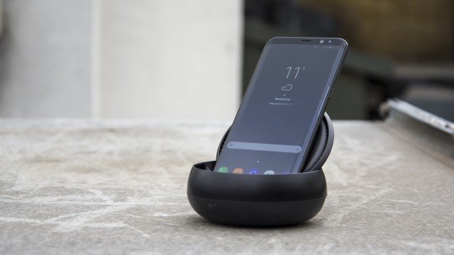 Док DeX превращает Note 8 в ПК: можно отказаться от ноутбука