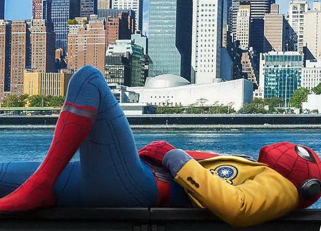 Постер со спящим Пауком появился потому, что Холланд уснул на съемках - изображение обложка