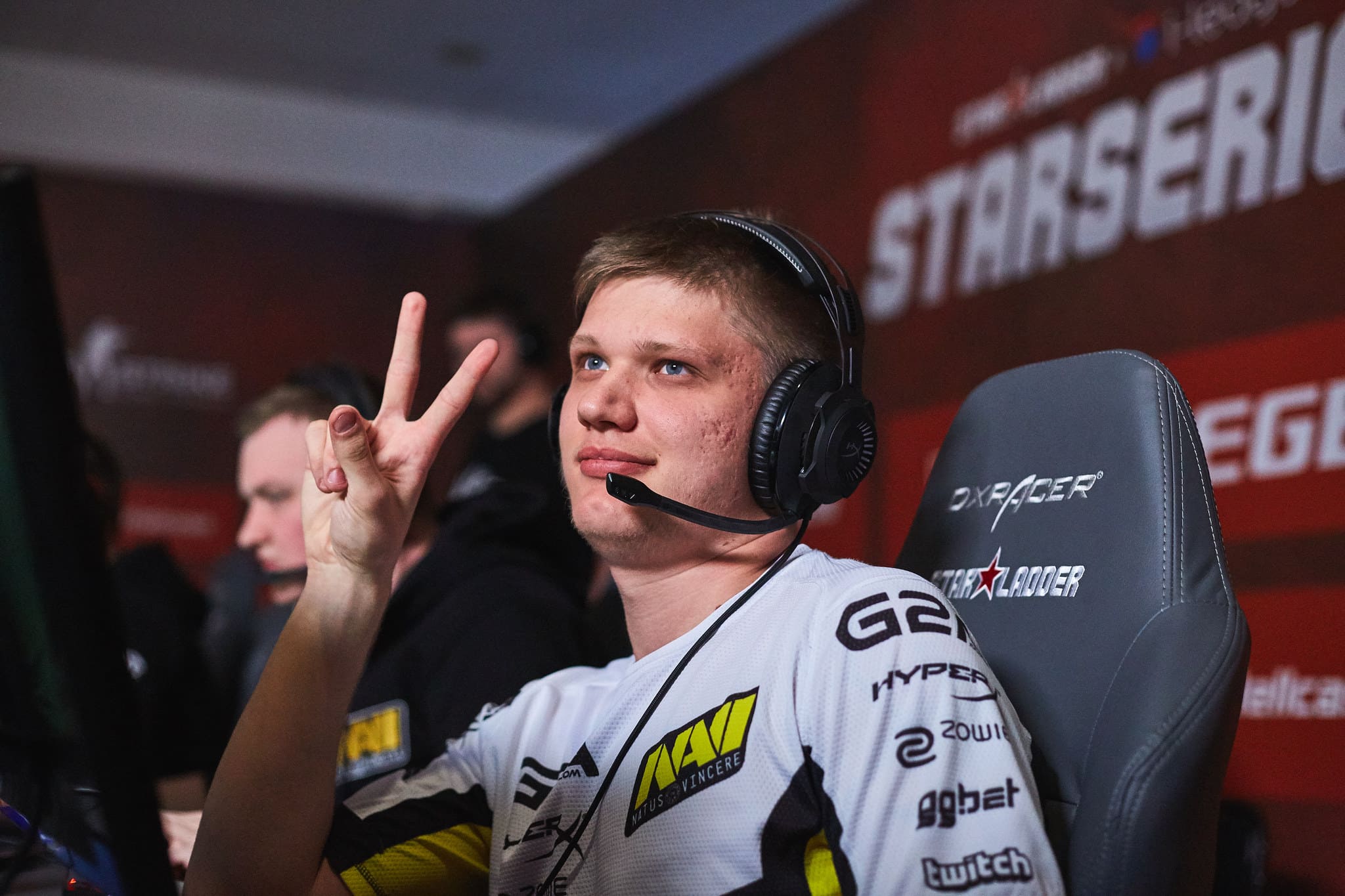 S1mple прокомментировал блокировку на Twitch. Причина бана неизвестна - изображение обложка