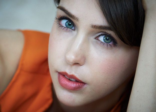 Новости 23 ноября одной строкой: закрытие Total War: Arena, новая игровая роль Стефани Юстен - изображение обложка