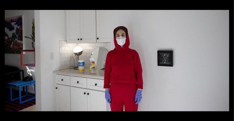 Дизайнер пересняла финал «Космической одиссеи» на карантине. Получилось круто и немного жутко - изображение обложка