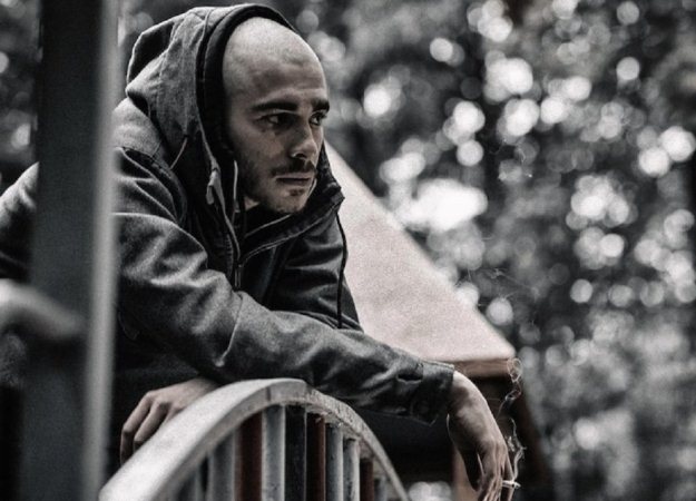 «Тупой деревянный шантаж»: один из концертов Хаски отменили из-за «призывов к каннибализму» - изображение обложка