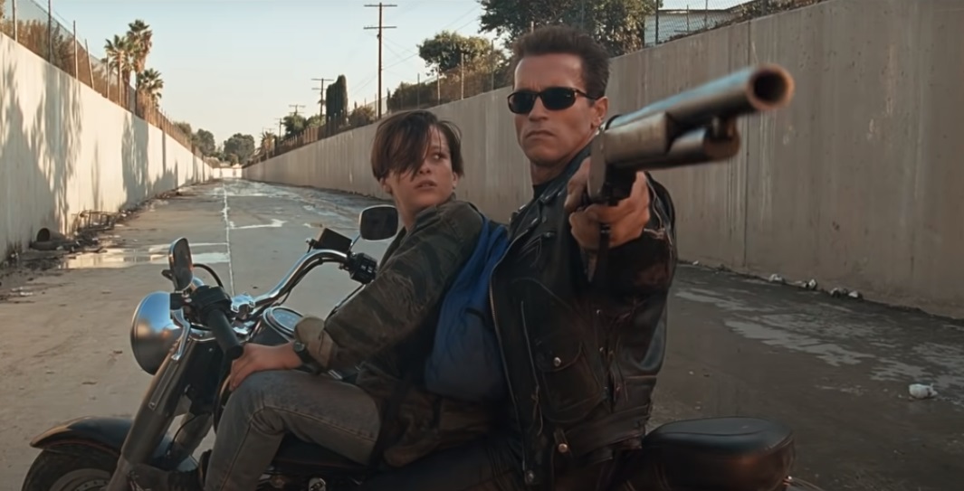 «Терминатор 2»: Кэмерон придумал Джона Коннора, слушая песню Стинга про русских - изображение обложка