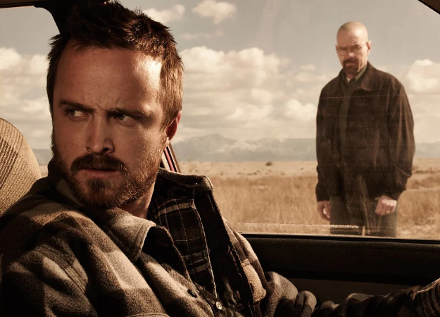 Аарон Пол быстро и шутливо пересказывает сюжет «Во все тяжкие» - изображение обложка