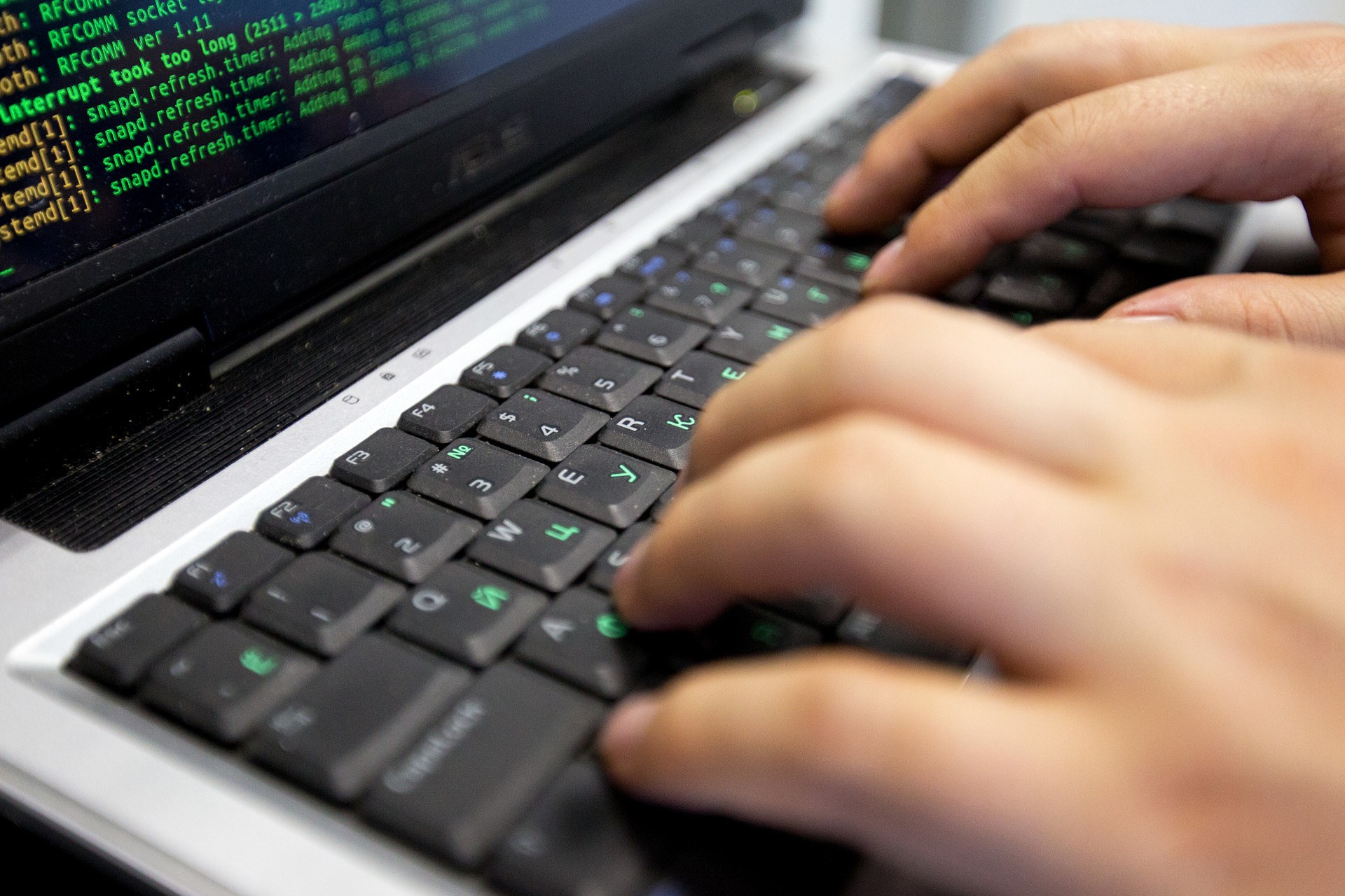 Чешские программисты бесплатно сделали госсайт. Власти выделили на него 16 млн евро - изображение обложка