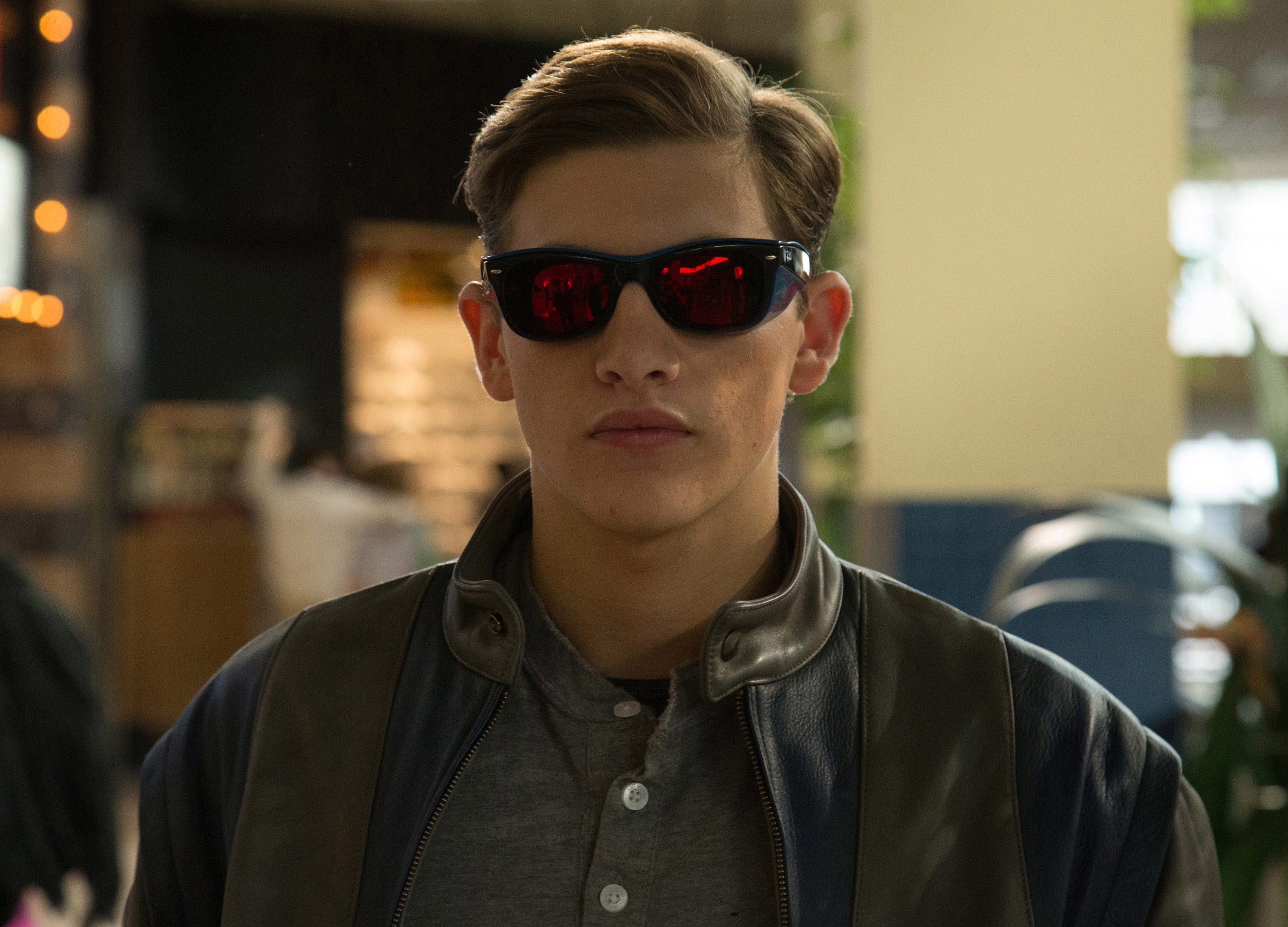 Тай Шеридан стал главным геймером в фильме Ready Player One - изображение обложка