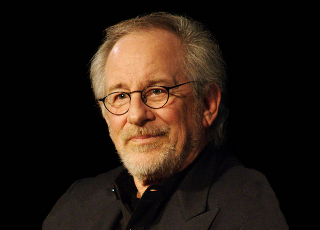 Все смеются над Стивеном Спилбергом, который играл в «Марио». В VR. На PlayStation - изображение обложка