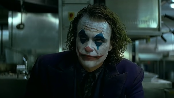 Феникс против Паттинсона: фанат показал трейлер «Джокера 2» с Бэтменом - изображение обложка