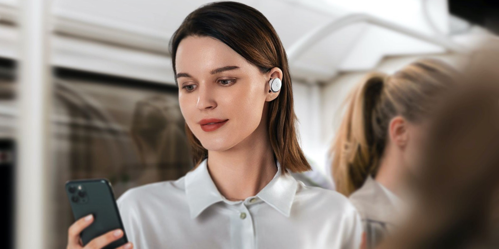 Anker представила TWS-наушники Soundcore Liberty 3 Pro с беспроводной зарядкой - изображение обложка