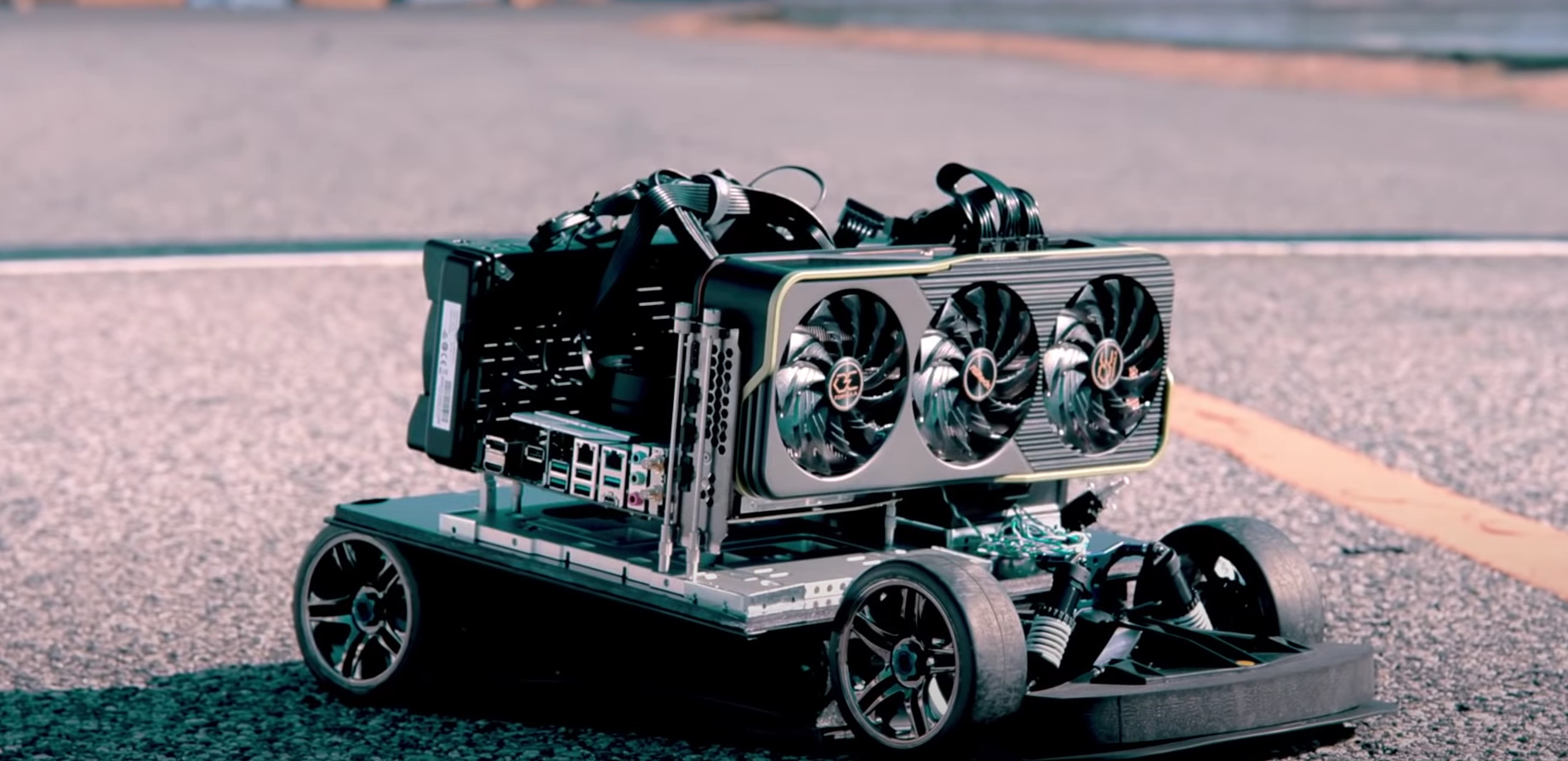 SEGA презентовала способный разогнаться до скорости автомобиля компьютер - изображение обложка