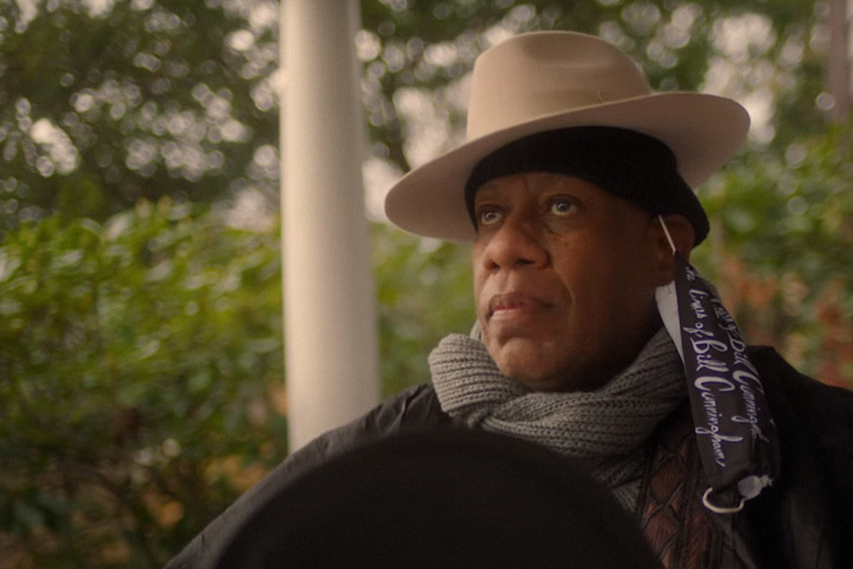 Фото: Кадр из видео YouTube-канала UGG FEEL ____ with André Leon Talley