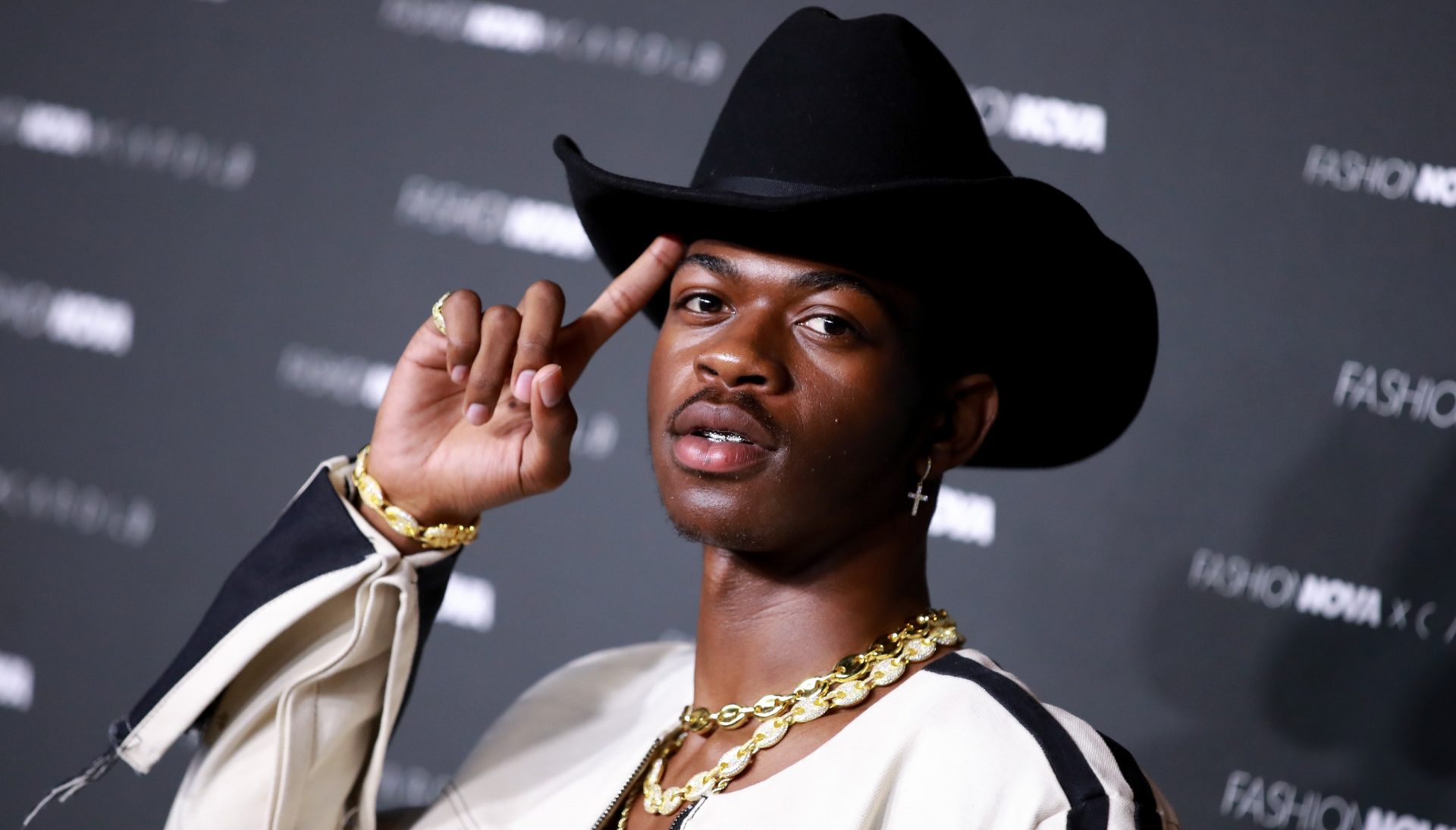 Рэпер Lil Nas X выпустил ритм-игру про тверк - изображение обложка