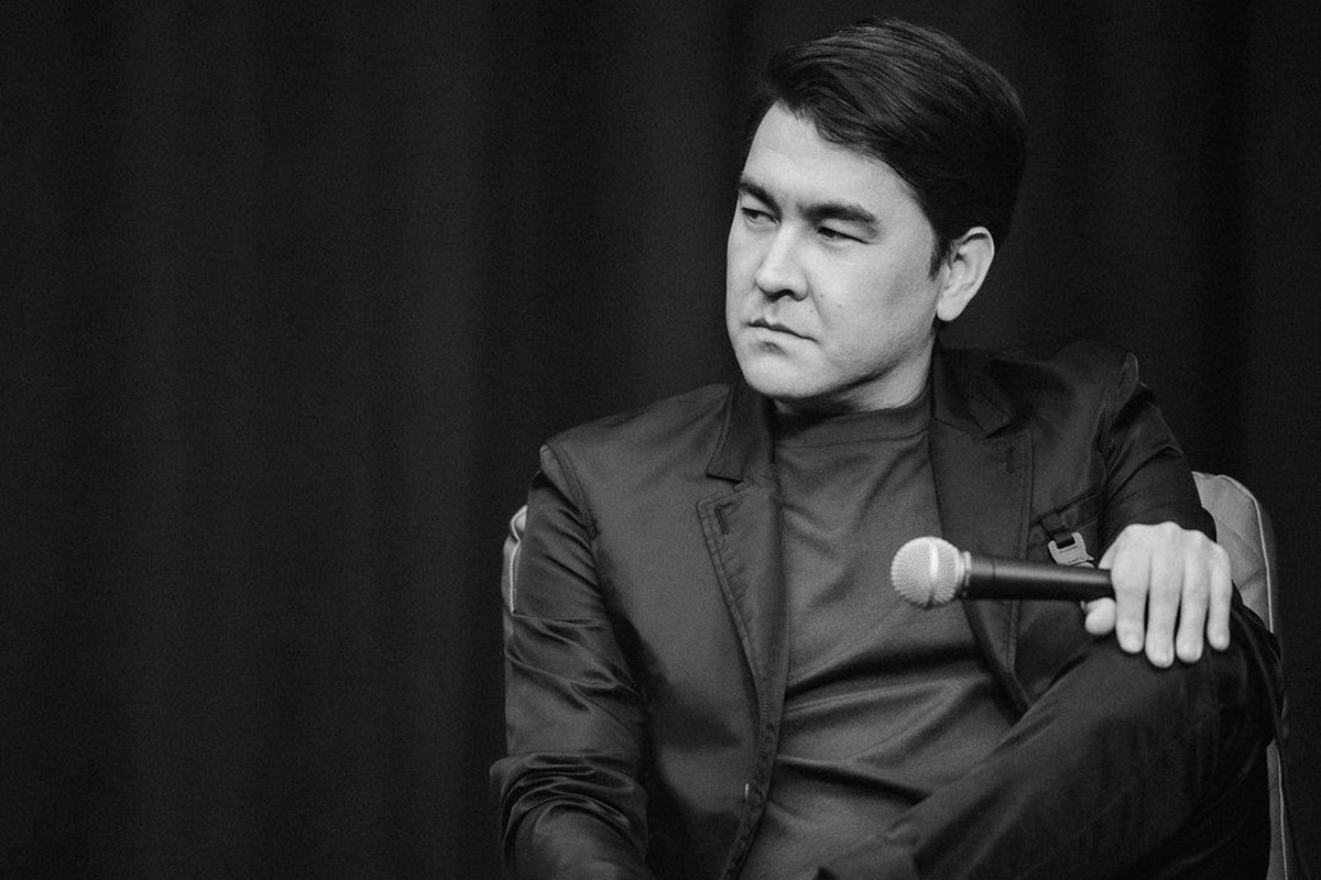 Актёр Азамат Мусагалиев прокомментировал события в Казахстане - изображение обложка