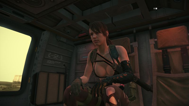 Меньше слов, больше дела: Для MGS V вышел патч с новым персонажем для онлайн-режима - изображение обложка