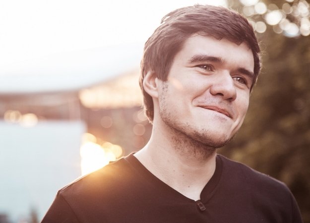 BadComedian о фильмах Бондарчука, Саше Грей и успехе «Дружко шоу» - изображение обложка