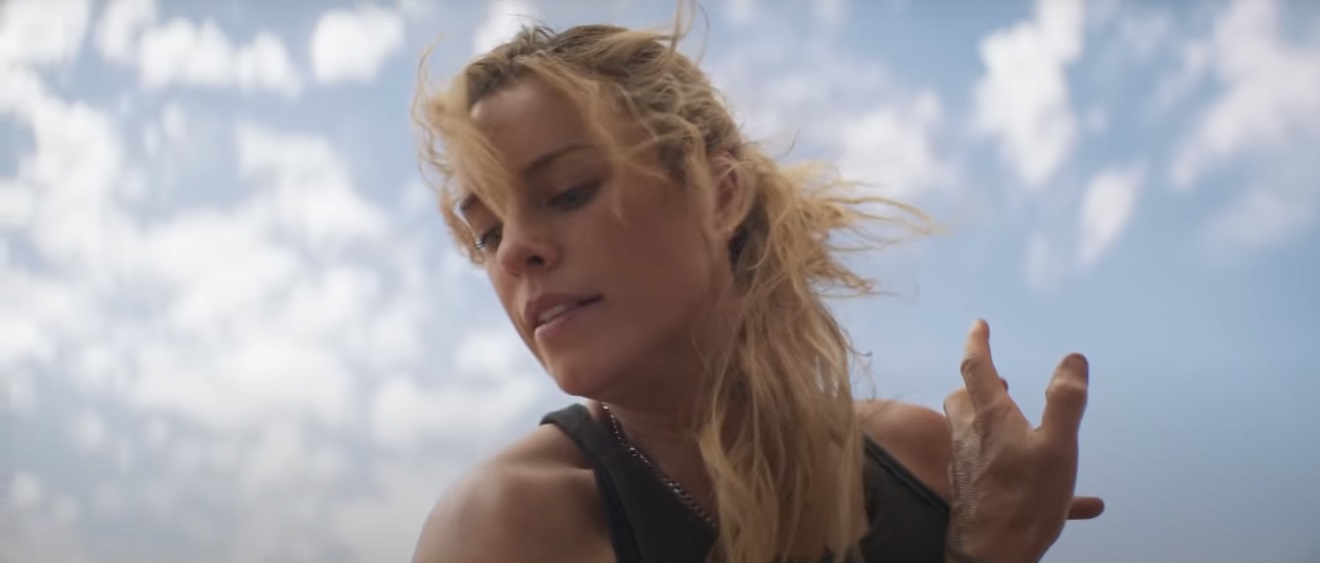 Актриса «Мортал Комбат» рассказала, как YouTube помог в подготовке к роли Сони Блейд - изображение обложка