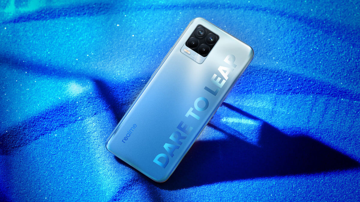 В России представлены бюджетные флагманы Realme 8 и 8 Pro - изображение обложка