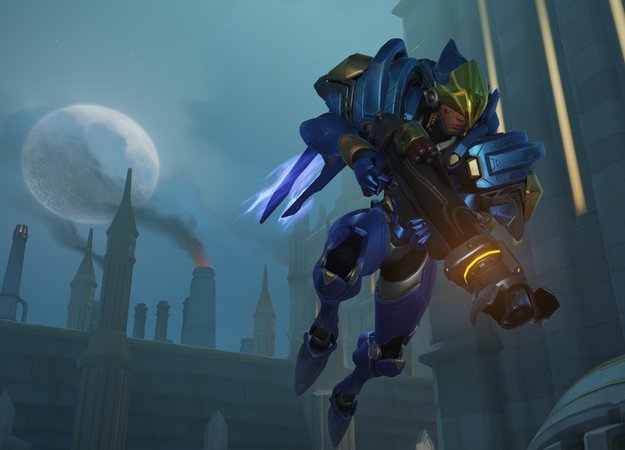 Однорукий геймер рушит стереотипы об игре в шутеры на консолях - изображение обложка