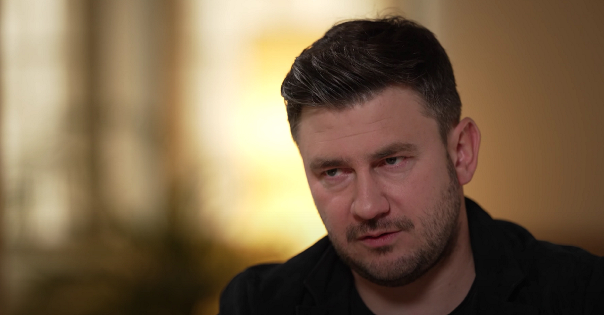 Дмитрий Глуховский прокомментировал новость о его розыске МВД
