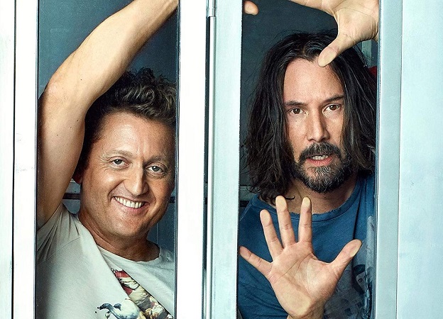 А вот и первые кадры третьей части «Билла и Теда». С той самой телефонной будкой! - изображение обложка