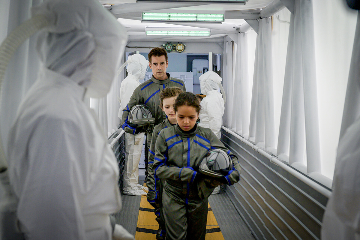 Космос, Фаррелл и будущее человечества: появились новые кадры «Поколения Вояджер» с Лили-Роуз Депп - изображение обложка