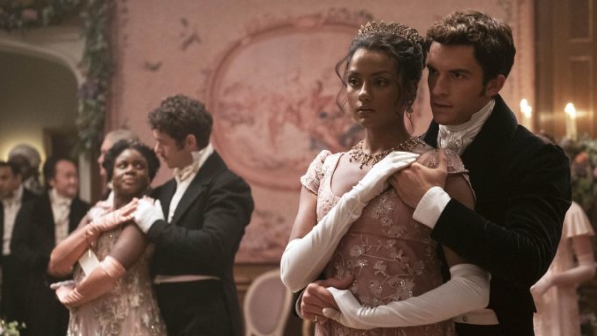 Обложка: кадр из сериала «Бриджертоны»