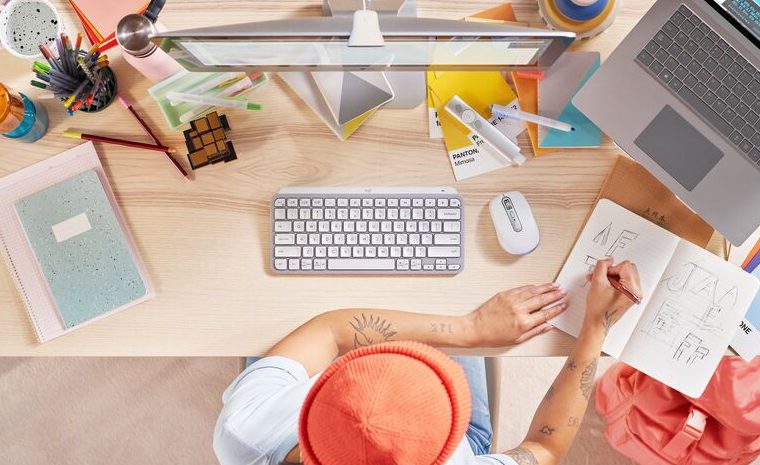 Logitech представила миниатюрную клавиатуру MX Keys Mini для ПК, Mac и смартфонов - изображение обложка